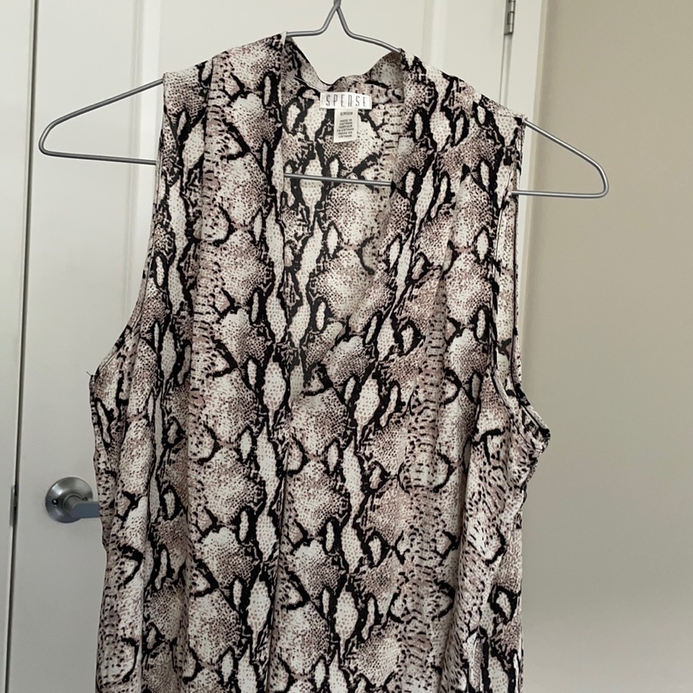Snake skin flowy tank blouse NWOT